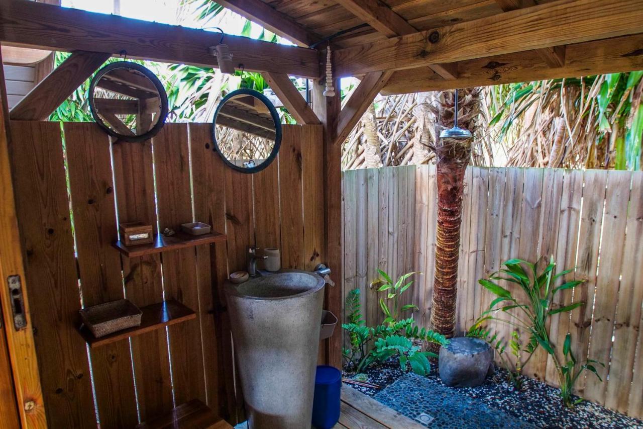 Tiki Villa *